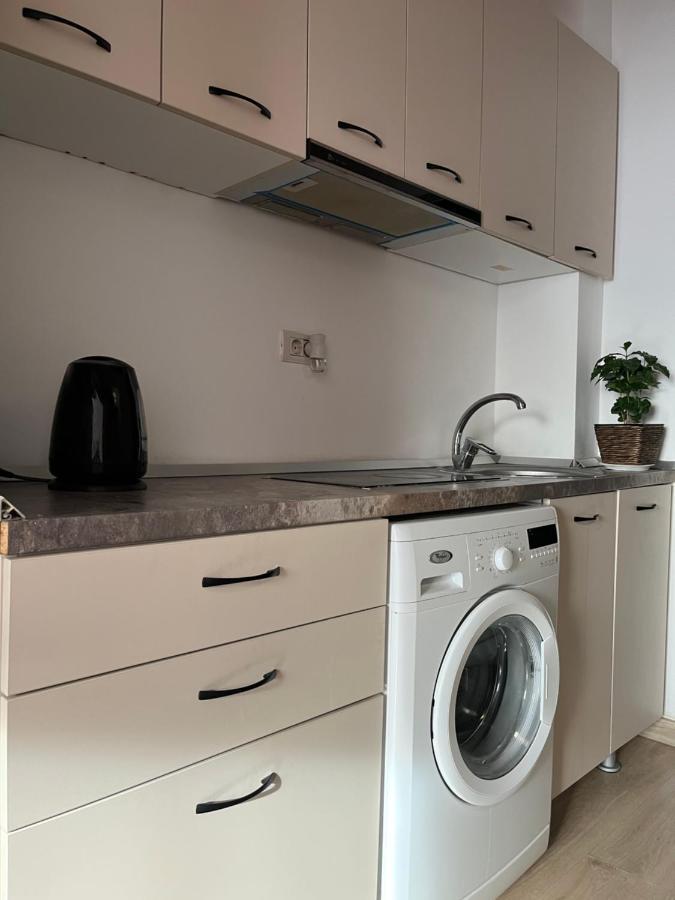 Apart Uta 2 Apartment Арад Екстериор снимка